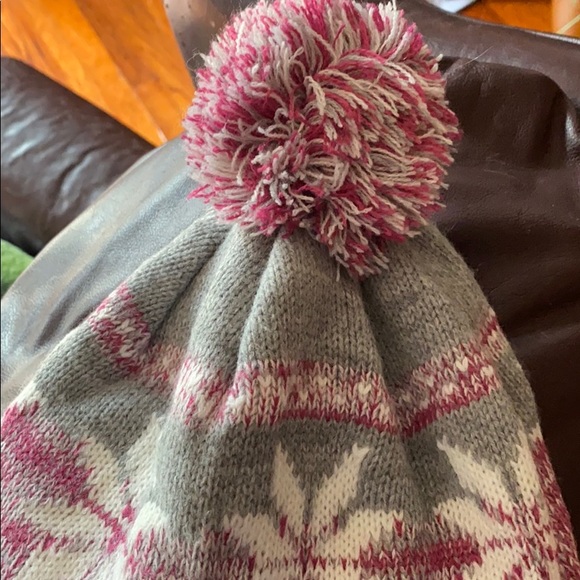 Scandinavian ski hat NWOT gray pink white - Picture 4 of 6